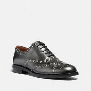 BNIB - Women's Coach Tegan Oxford with Studs (Size 6)